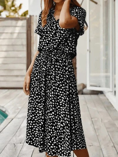 Stilvolles Damenkleid mit Luftigem Design, Leichtem Stoff und Entspannter Passform für Freizeit und Festliche Anlässe