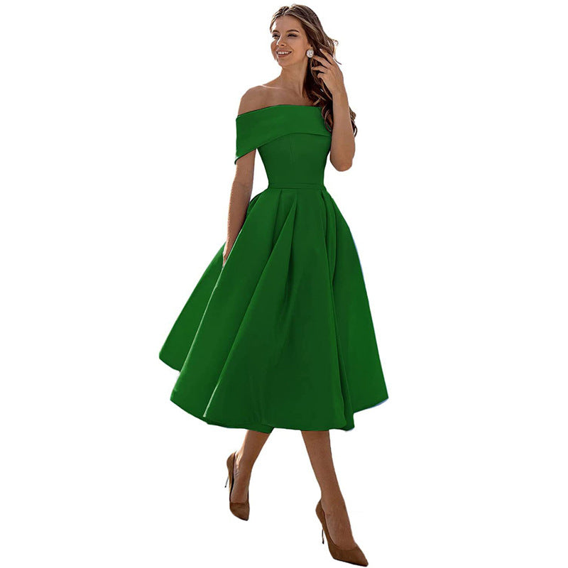 Festliches Damenkleid – trägerloses Design, schimmernder Satin, für Hochzeitsgäste 3