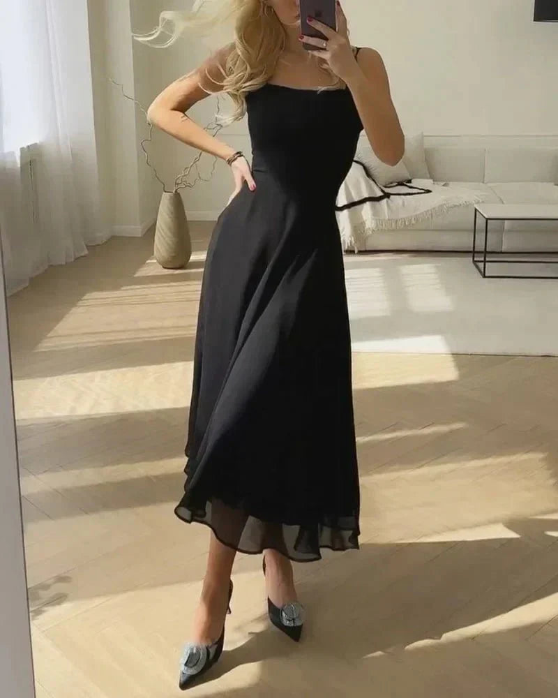 Elegantes Abendkleid aus Chiffon mit Eckigem Ausschnitt – Fließendes Kleid für Hochzeiten und Besondere Anlässe