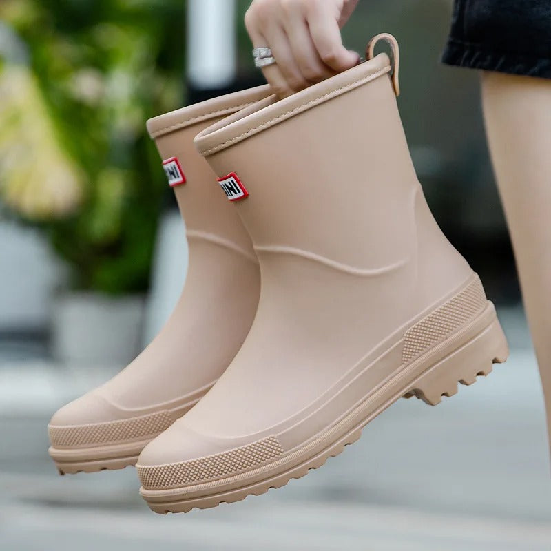 Waterproof Women’s Wellington Boots Mid-Calf Non-Slip Outdoor Style
