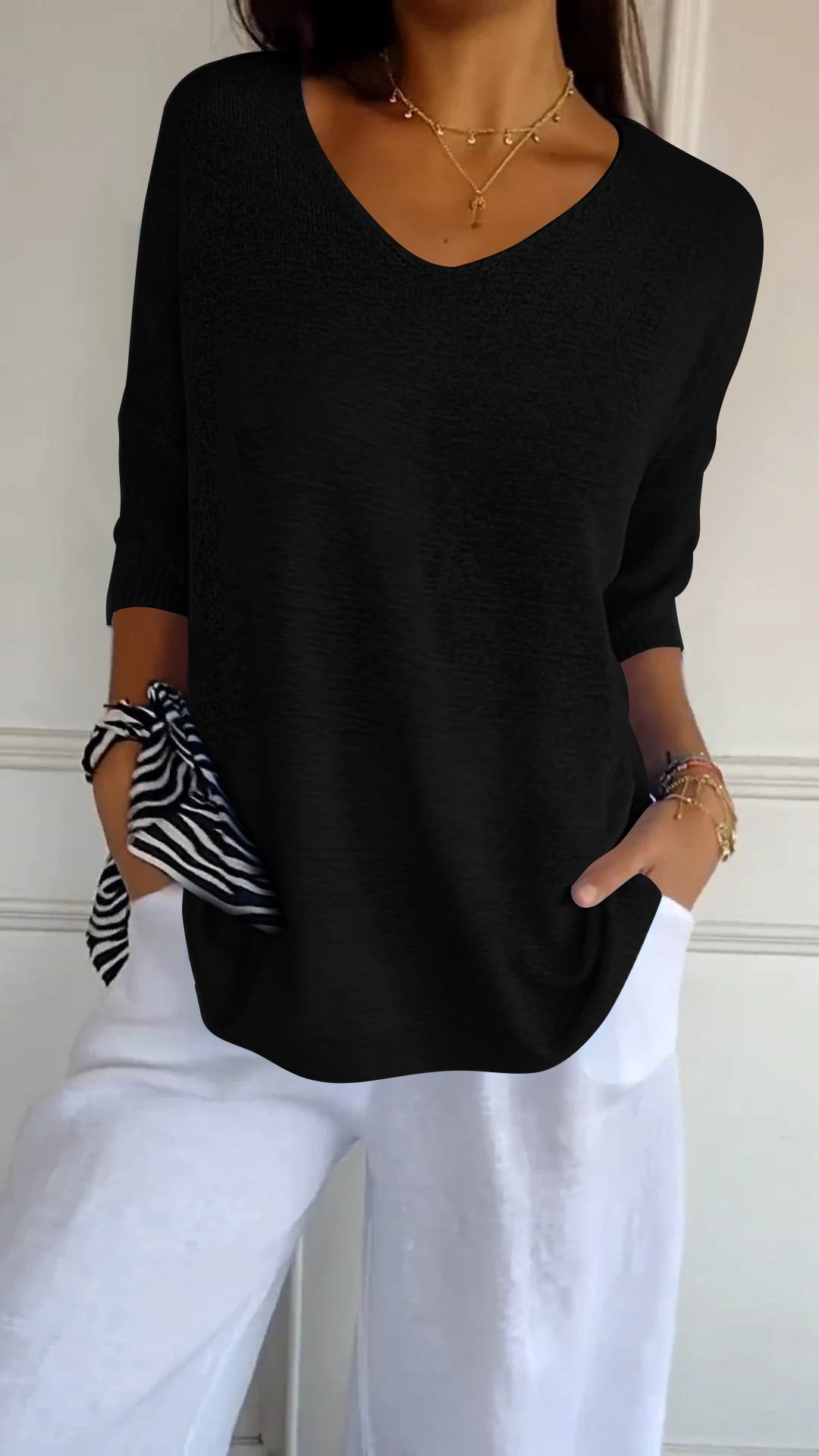 Women’s V-Neck Relaxed Fit Top Casual Chic Everyday Style