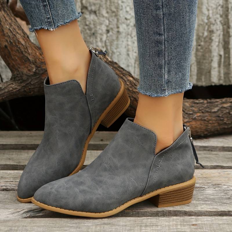 Elegante Frauenstiefel Mit Spitzem Zeh Und Perforiertem Design Für Den Winter-4