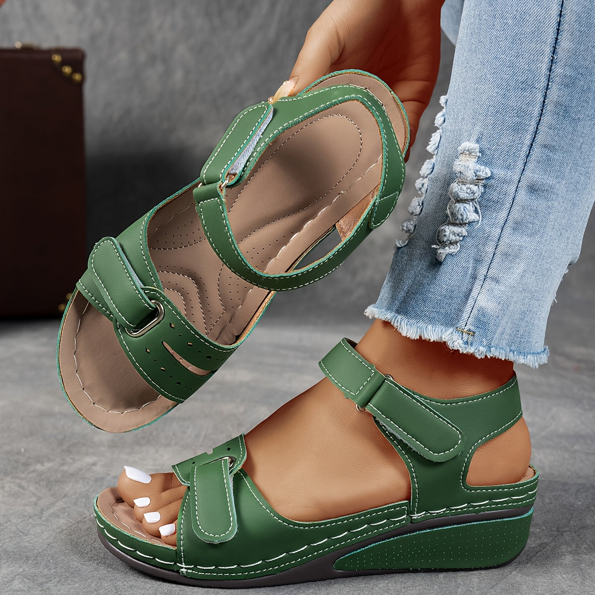 Women’s Casual Sandals with Adjustable Straps