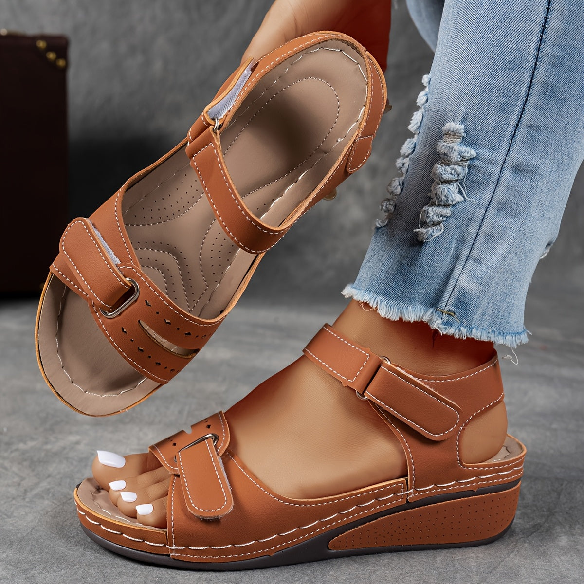 Women’s Casual Sandals with Adjustable Straps
