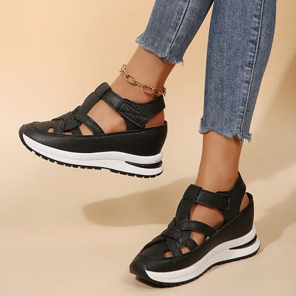 Women’s Adjustable Strap Sandals Supportive & Stylish Everyday Footwear