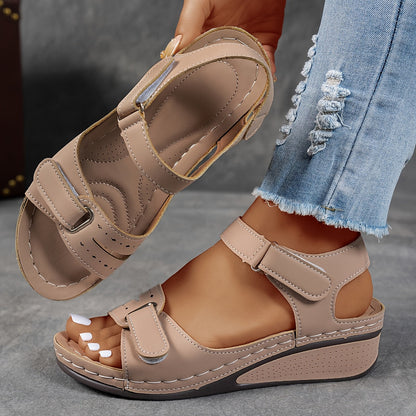 Women’s Casual Sandals with Adjustable Straps
