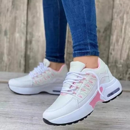 Women’s Lightweight Supportive Trainers Designed for Everyday Comfort