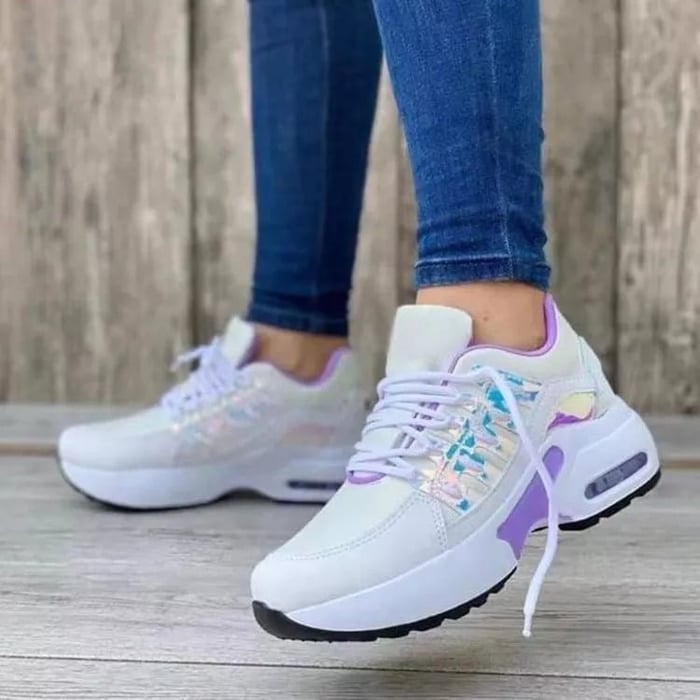 Women’s Lightweight Supportive Trainers Designed for Everyday Comfort