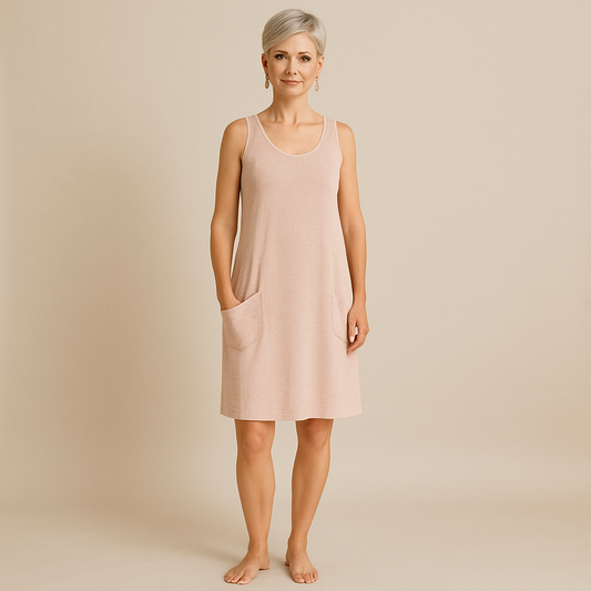 Ein luftiges Damen-Sommerkleid, perfekt für den Sommer