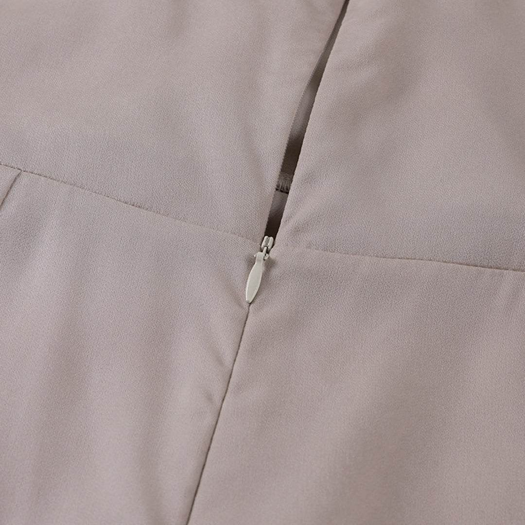 Women’s V-Neck Evening Dress Effortless Elegance & Modern Style