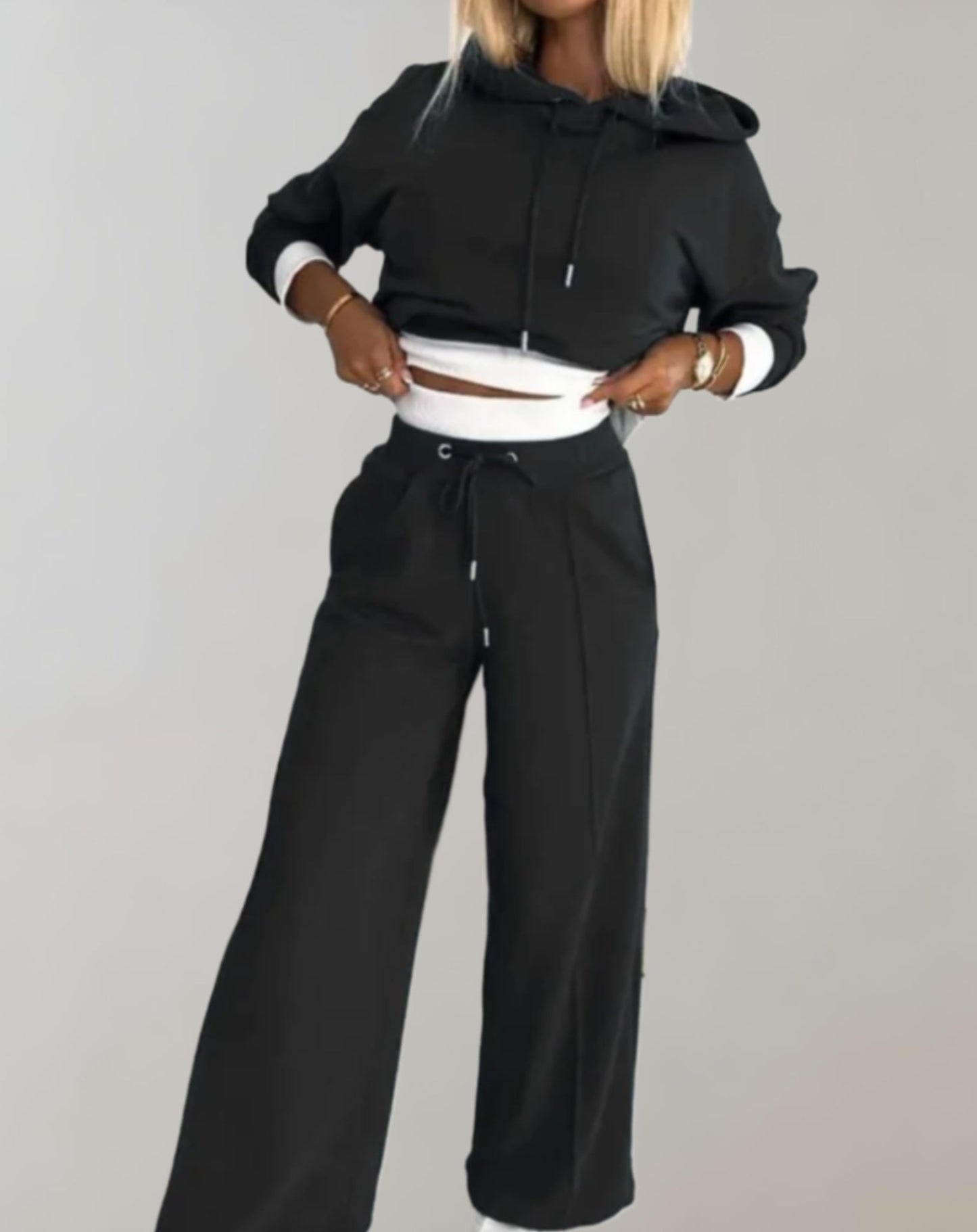 Women’s Tracksuits Cropped Hoodie with Wide-Leg Trousers