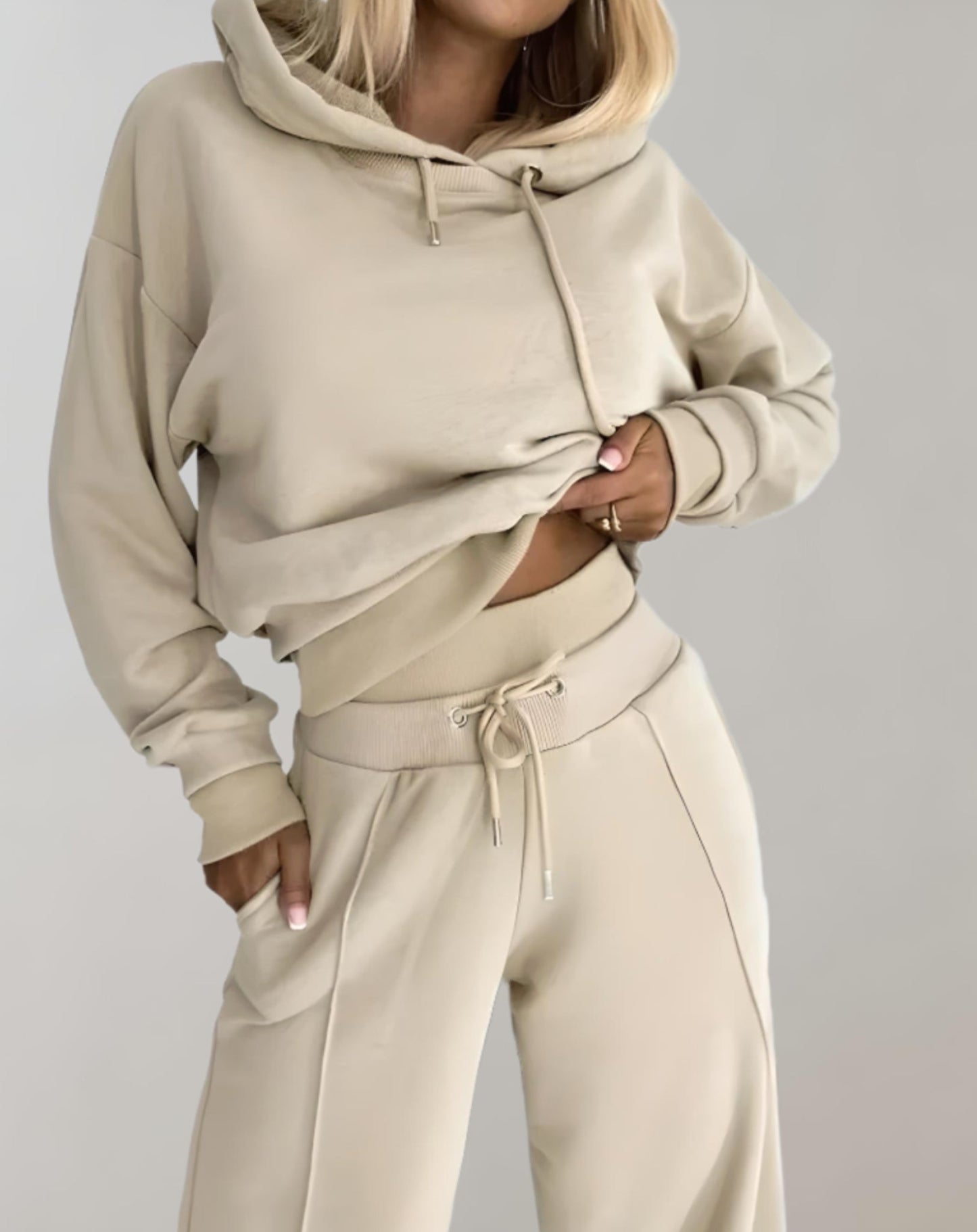 Women’s Tracksuits Cropped Hoodie with Wide-Leg Trousers