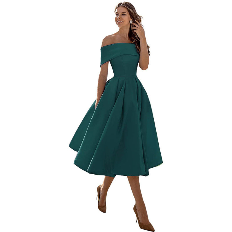Festliches Damenkleid – trägerloses Design, schimmernder Satin, für Hochzeitsgäste 2