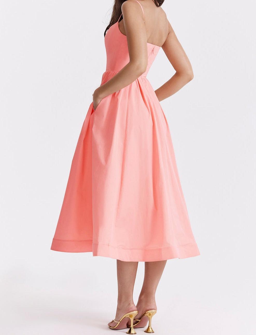 Fließendes Damen Kleid – ärmellos A-Linie, hochwertiger Stoff, für besondere Anlässe 3