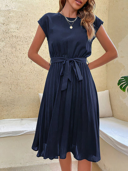 Leichtes & schmeichelhaftes Damenkleid – plissierter Schnitt, luftiges Material, für sonnige Tage 7
