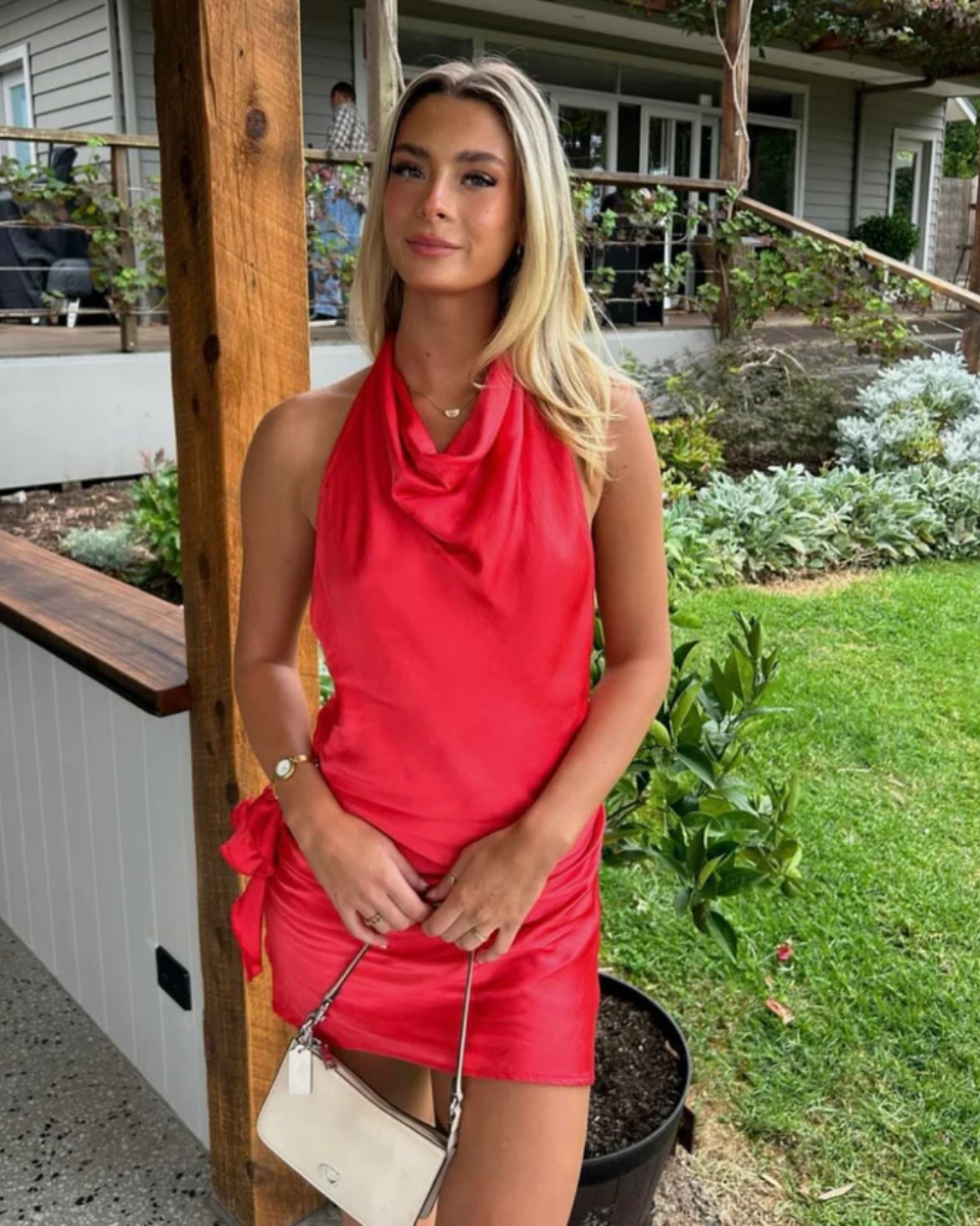Pinkes Cocktailkleid Damen Mit Tiefem Cowl-Ausschnitt Und Niedrigem Rücken, Mini