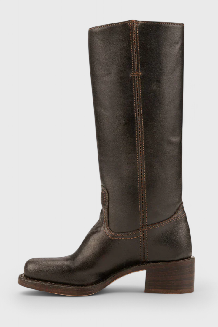 Elegant Women’s Knee High Boots Timeless Style with Supportive Heel