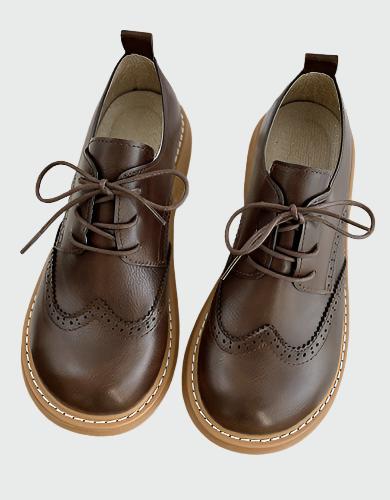 Women’s Wide-Fit Oxford Shoes Classic Brogue Style
