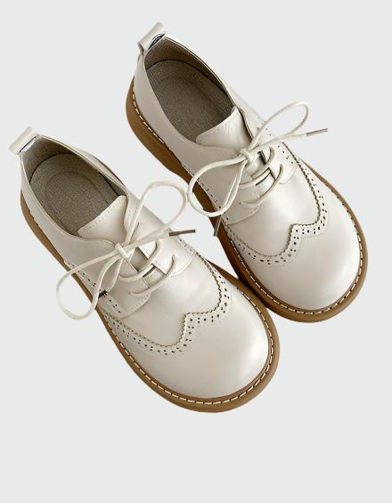 Women’s Wide-Fit Oxford Shoes Classic Brogue Style