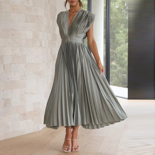 Elegantes V-Ausschnitt Damenkleid aus Luxuriösem Stoff – Vielseitiges Festliches Kleid für Hochzeitsgast und Cocktailanlässe