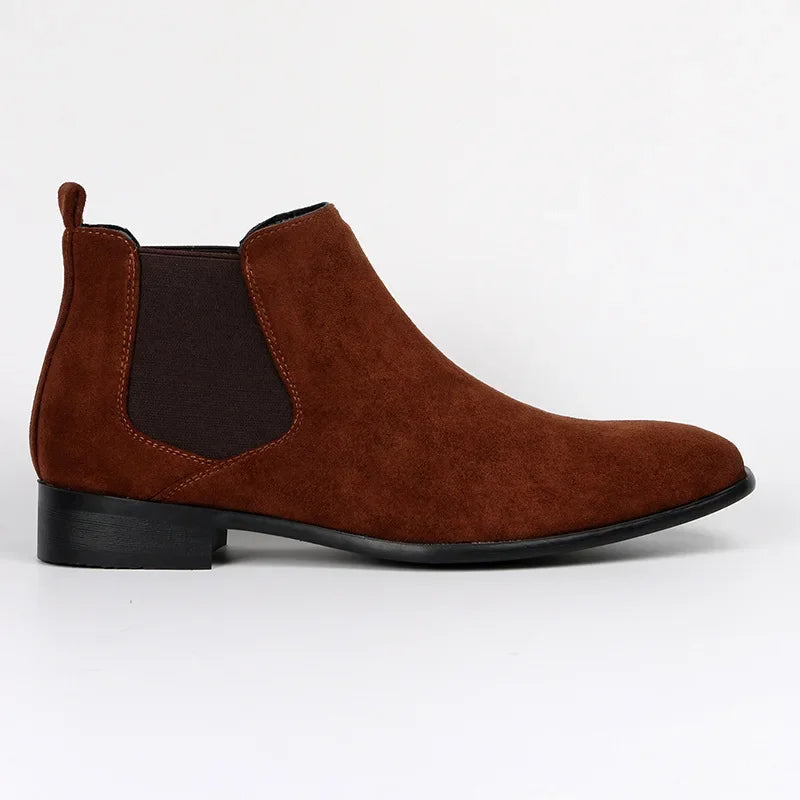 Sleek Men’s Chelsea Boots Classic Slip-On Style for Smart Looks