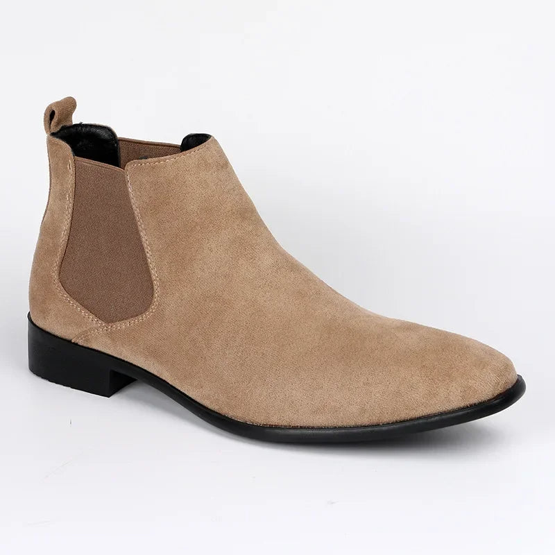 Sleek Men’s Chelsea Boots Classic Slip-On Style for Smart Looks