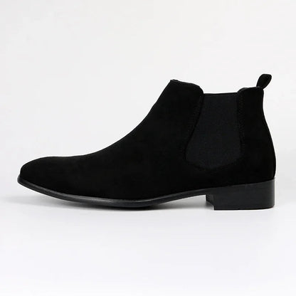 Sleek Men’s Chelsea Boots Classic Slip-On Style for Smart Looks