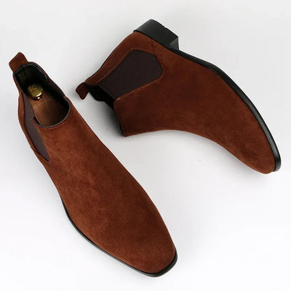 Sleek Men’s Chelsea Boots Classic Slip-On Style for Smart Looks