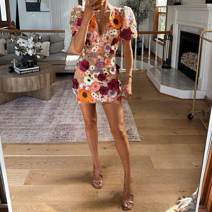 Blumen-Mini-Kleid mit Puffärmeln für Damen – Leichte Sommerkleider mit lebendigem Muster für Gartenpartys