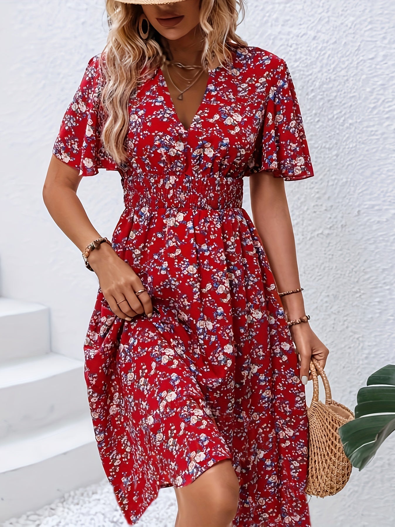 Feminines Boho-Damenkleid Mit V-Ausschnitt, Flatterärmeln, Leicht Und Atmungsaktiv, Ideal Für Den Sommer