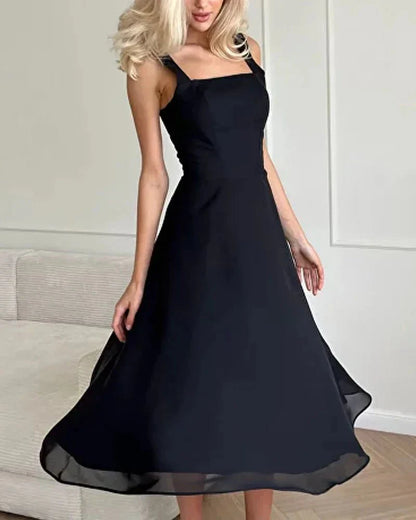 Elegantes Abendkleid aus Chiffon mit Eckigem Ausschnitt – Fließendes Kleid für Hochzeiten und Besondere Anlässe