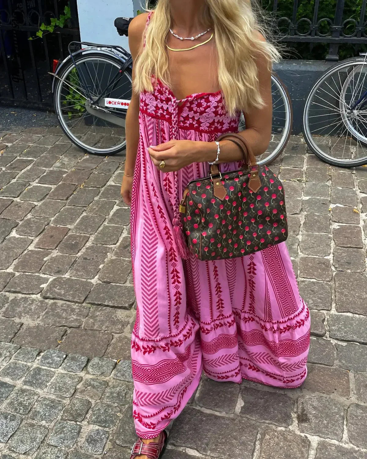 Elegantes Weißes Maxikleid für Damen im A-Linien-Schnitt mit Romantischen Details - Ideal für den Sommer