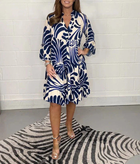 Elegantes Damenkleid Mit Anmutigem Druck, Locker Und Knielang Für Gartenpartys Und Strandspaziergänge