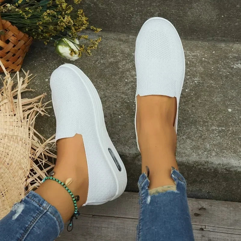 Women’s Slip-On Walking Shoes Easy Slip-On Design with Arch Support